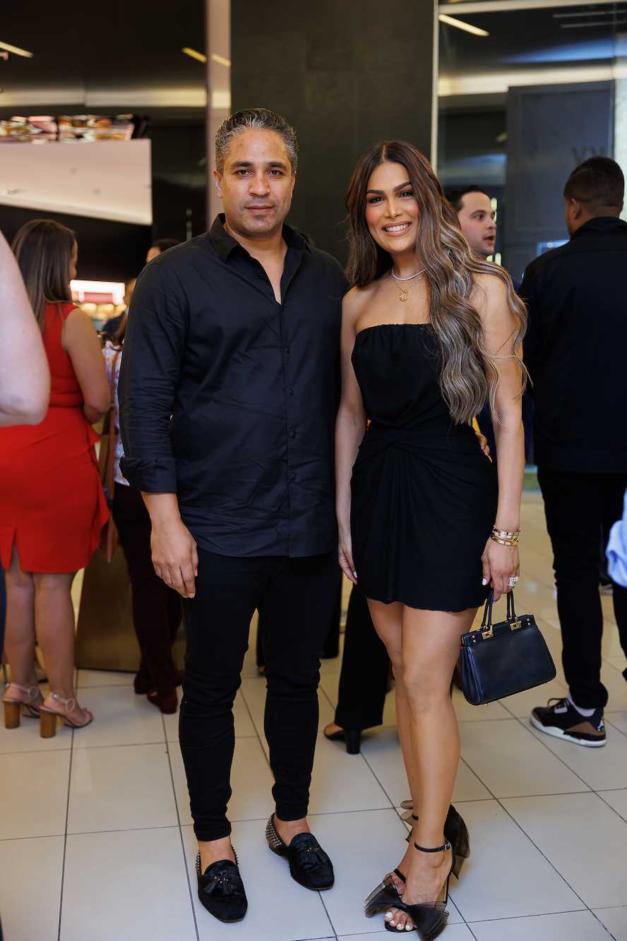 Luis Almánzar y Caroline Aquino.