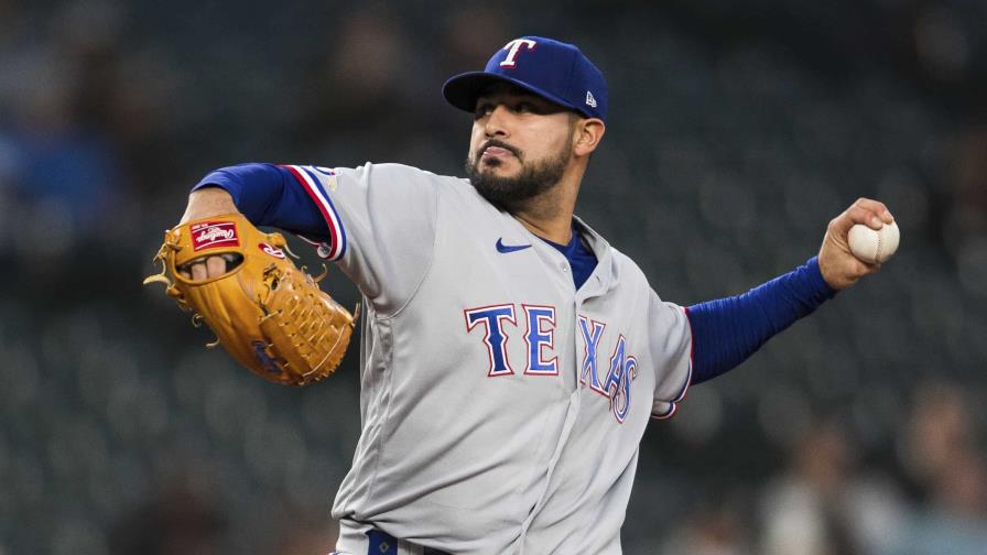 Pederson, Pérez aceptan ofertas calificadas Pederson, Pérez aceptan ofertas calificadas