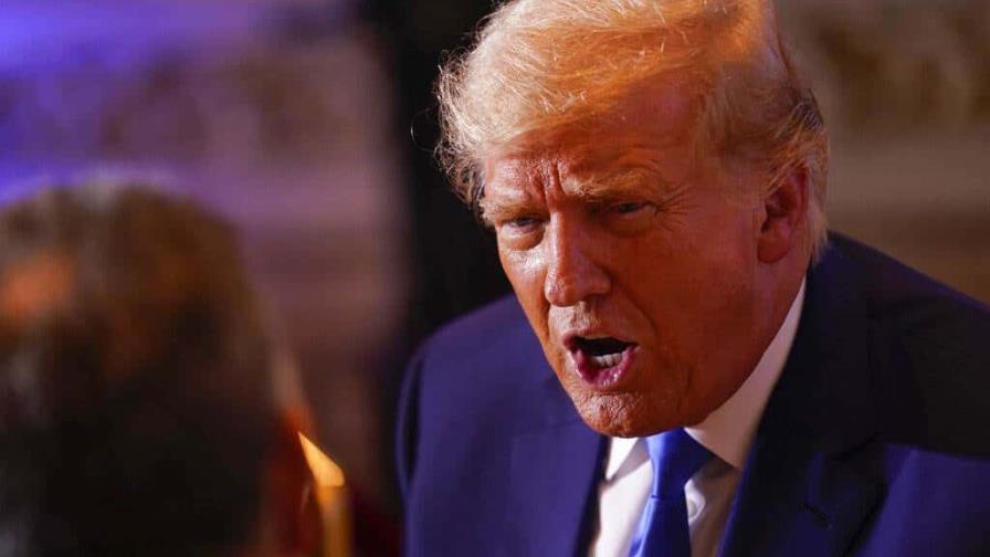 Facebook no planea restablecer cuenta de Trump, por ahora