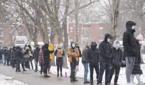 Quebec aconseja el uso de mascarillas en lugares públicos ante la llegada de un cóctel picante de virus