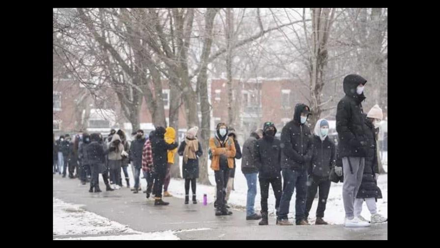 Quebec aconseja el uso de mascarillas en lugares públicos ante la llegada de un cóctel picante de virus