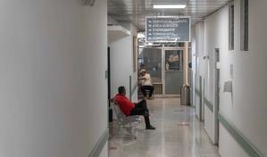 Pacientes llegan a clínicas con suficiente dinero en efectivo para las consultas