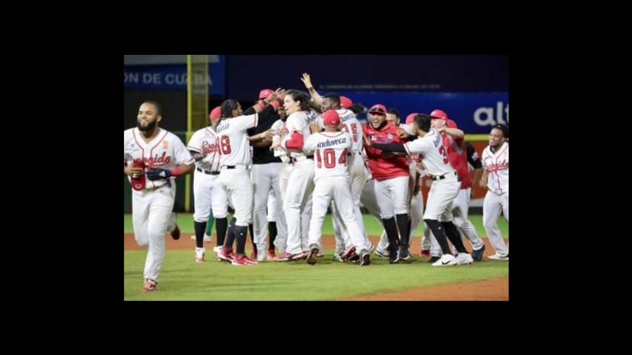 Licey regresa al primero, amplia racha de ganados; aquí los líderes