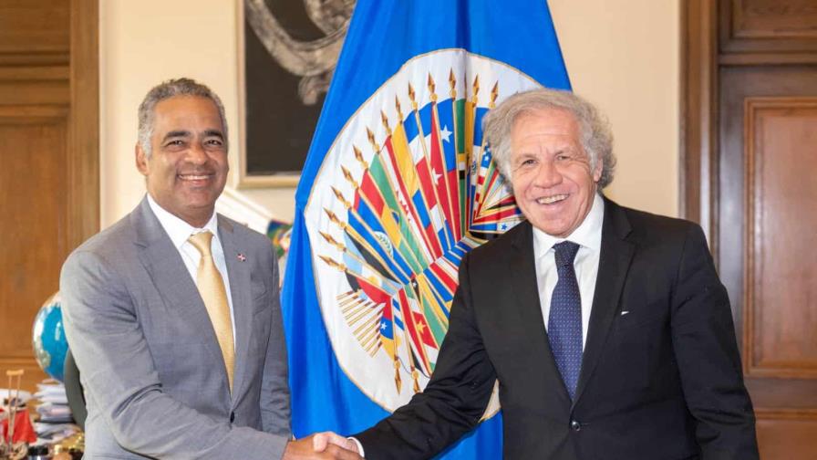 Joel Santos aborda con Luis Almagro la crisis haitiana