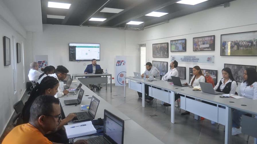 Fedofútbol, Concacaf y clubes de LDF compartieron en Taller de Licenciamiento Fedofútbol, Concacaf y clubes de LDF compartieron en Taller de Licenciamiento
