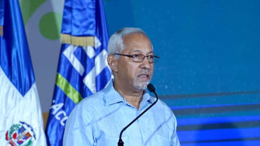 Ángel Hernández aboga por alianza de todos los sectores para garantizar educación de calidad Ángel Hernández aboga por alianza de todos los sectores para garantizar educación de calidad