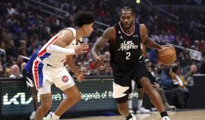 VIDEO | Clippers remontan y ganan a Pistons en el regreso de Leonard