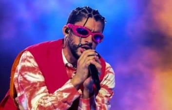 Bad Bunny dedica Latin Grammy por Titi me preguntó a República Dominicana