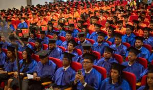 La Unphu inviste a 726 nuevos graduados