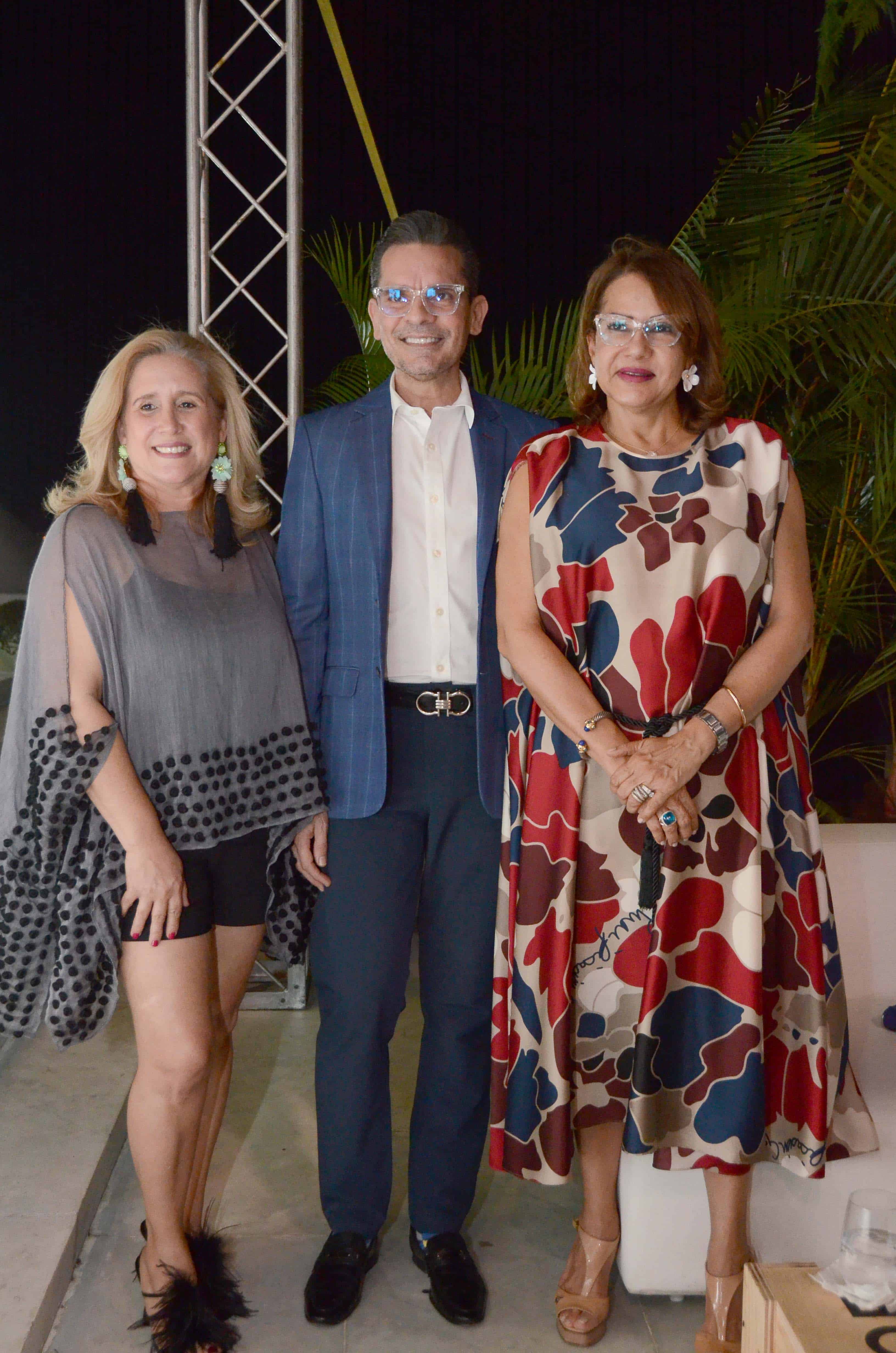 Fany Lora, Francisco Sanchís y Doris Romero.<br><br>