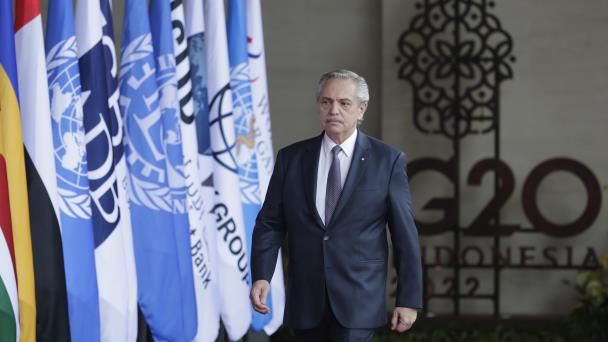 Presidente argentino se somete a estudios médicos tras malestar en G20