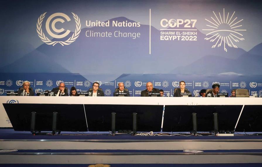 La COP27 continúa este sábado, bloqueada por la financiación del clima