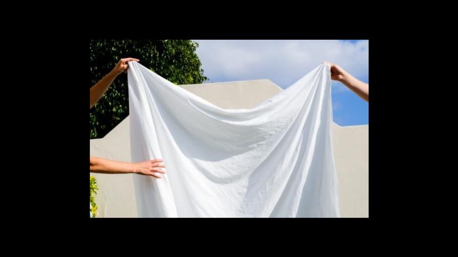 Así debes lavar la ropa de cama para cuidar tu piel