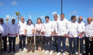 Gobierno inaugura malecón de Cabrera y otras obras en María Trinidad Sánchez