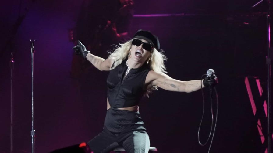 Miley Cyrus hace pop introspectivo en el Corona Capital Miley Cyrus hace pop introspectivo en el Corona Capital