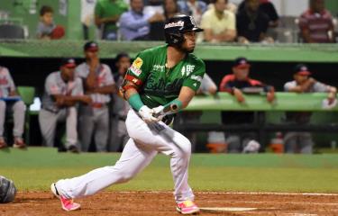 Estrellas aprovechan errores de Leones para ganar 4-1 - Diario Libre