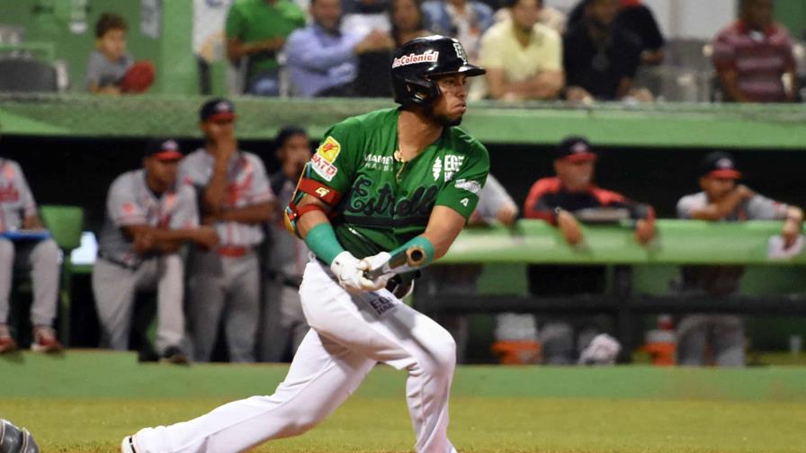Estrellas aprovechan errores de Leones para detener su racha negativa