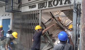 Al menos 62 muertos por un sismo en la provincia más poblada de Indonesia