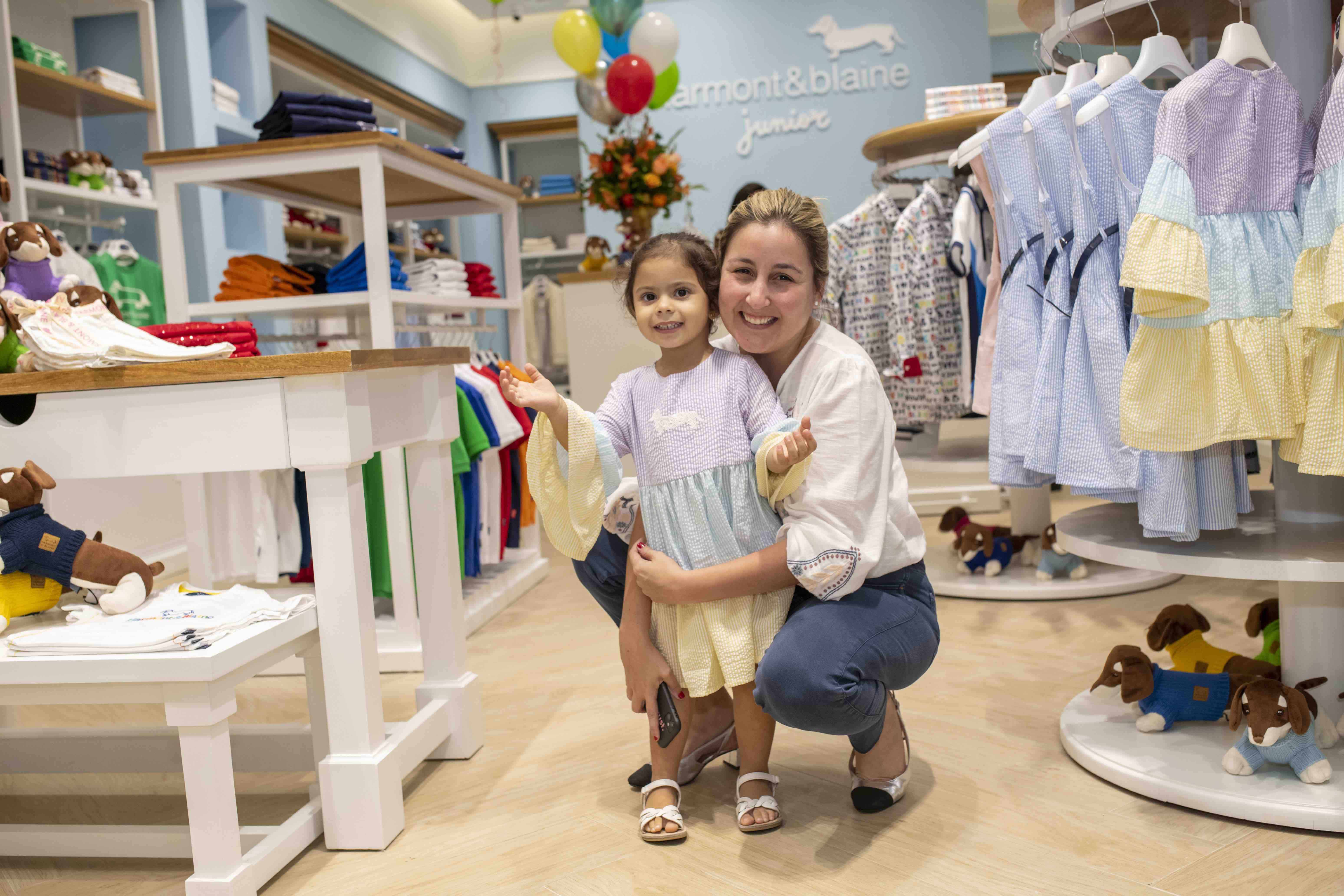 AndrianaTijera y Mariana Seliman.