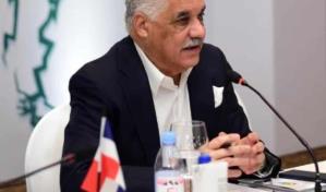 Miguel Vargas viaja a España para participar en congreso de Internacional Socialista