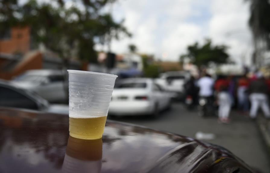Ministerio de Interior y Policía deja sin efecto medida que limita consumo y venta de alcohol en Santo Domingo