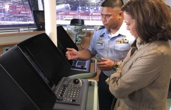 Kamala Harris reitera el apoyo de EEUU a Filipinas ante la intimidación de China