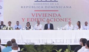 Presidente Abinader dice la oposición no sabe construir mucho con poco