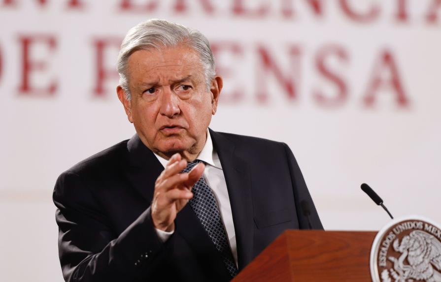López Obrador ensalza la labor del Ejército para garantizar la paz en México