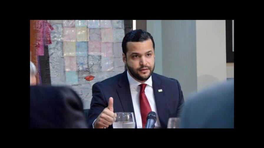 Policía Nacional apresa hombre acusado de robar en la residencia de Rafael Paz Policía Nacional apresa hombre acusado de robar en la residencia de Rafael Paz