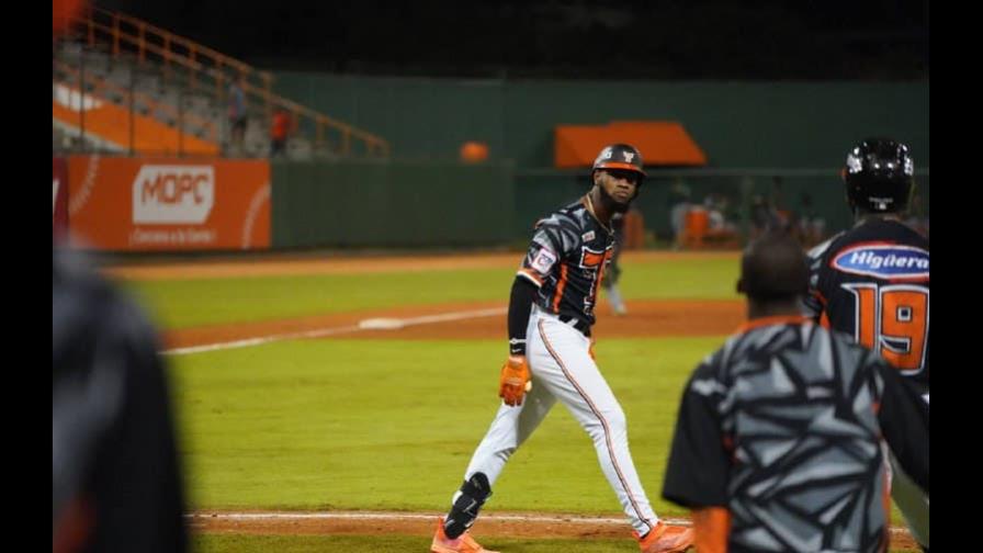 De la Cruz y los Toros dejan en el terreno a las Estrellas