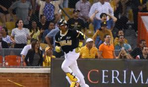 Licey divide y sigue liderando; Urrutia lidera bateadores