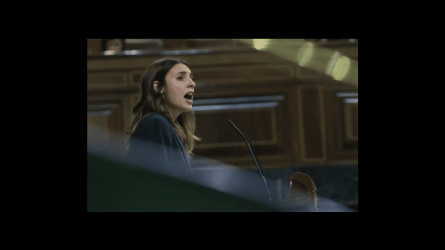 Revuelo en España por insultos machistas contra la ministra de Igualdad Revuelo en España por insultos machistas contra la ministra de Igualdad