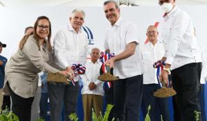Abinader lanzar&aacute; programa Navidad del Cambio y realizar&aacute; otras obras en Santiago y Moca