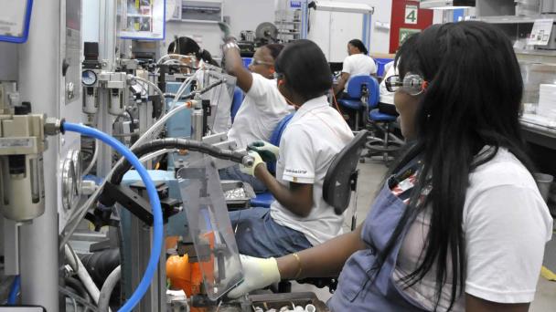 Índice de actividad manufacturera de RD desciende a perspectiva no favorable