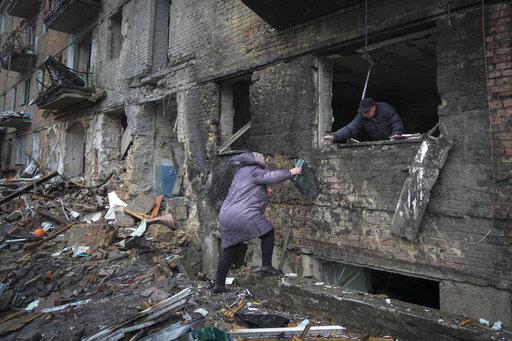 El 70 % de Kiev está sin electricidad tras bombardeo ruso