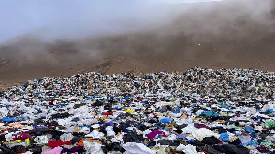 El desierto de Atacama, un vulnerable ecosistema convertido en basural