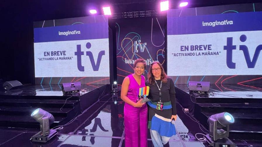 Periodista Odalis Castillo es reconocida durante Imaginativa, la semana de la televisión dominicana