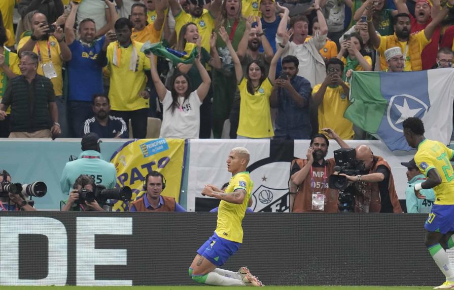Brasil se paraliza por la Copa y comienza a soñar con el hexacampeonato