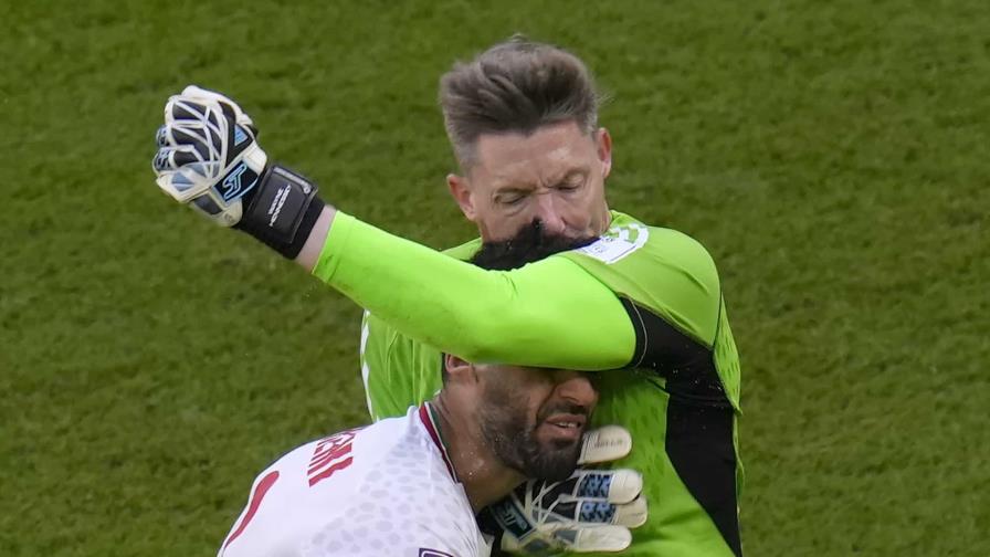 El guardameta galés Hennessey recibe primera tarjeta roja del Mundial