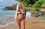 ¡En bikini! Yailin presume su pronunciado vientre de embarazo