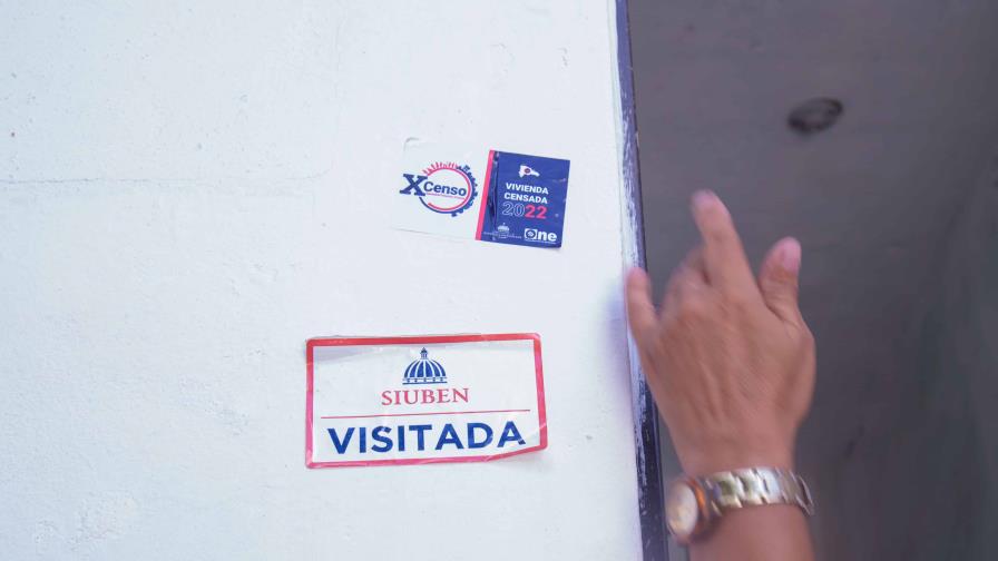 Quejas de que empadronadores pegan etiquetas sin haber censado Quejas de que empadronadores pegan etiquetas sin haber censado