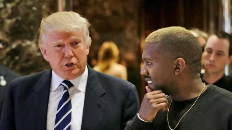 Kanye West ofreció a Trump ser su vicepresidente en candidatura presidencial para 2024 Kanye West ofreció a Trump ser su vicepresidente en candidatura presidencial para 2024
