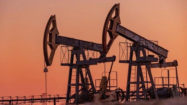 El petróleo de Texas abre con una subida del 0.83 %, hasta 78.59 dólares