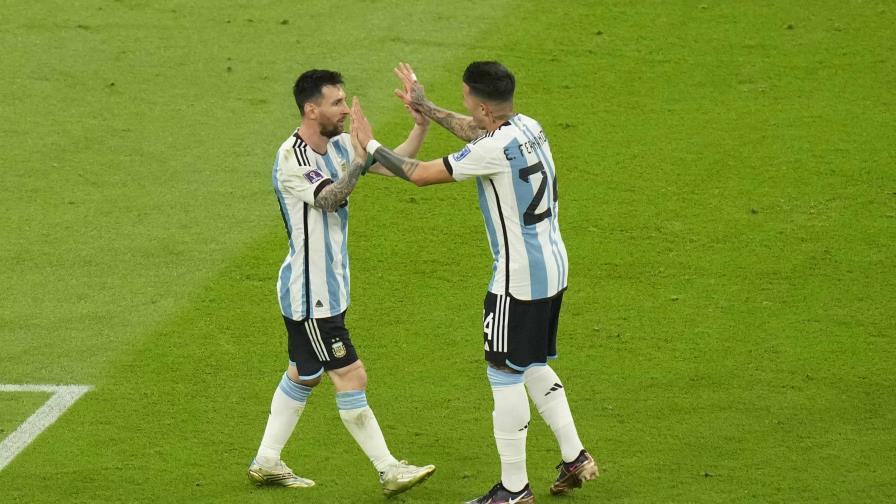 Con goles de Messi y Fernández renacen las esperanzas de Argentina en Qatar