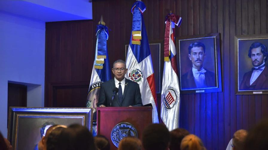 Presidente del Instituto Duartiano dicta conferencia “La patriótica verticalidad de Rosa” Presidente del Instituto Duartiano dicta conferencia “La patriótica verticalidad de Rosa”