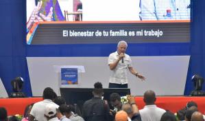 Senador Antonio Taveras present&oacute; su rendici&oacute;n de cuentas de segundo a&ntilde;o legislativo