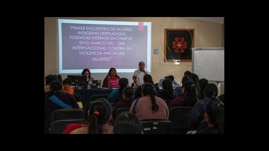 Celebran en sur de México primer encuentro de mujeres indígenas desplazadas Celebran en sur de México primer encuentro de mujeres indígenas desplazadas
