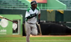 Estrellas apalean Toros en primero de doble juego