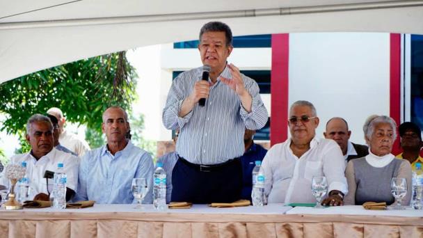 Leonel anuncia tocará puertas de amigos “en el congreso de Estados Unidos” para modificar DR-CAFTA