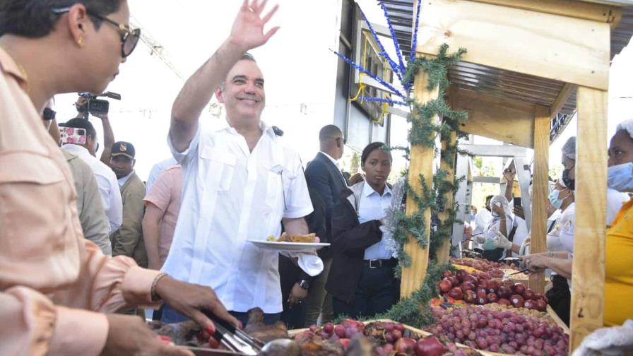 Presidente Abinader anuncia cenas y almuerzos populares en Navidad